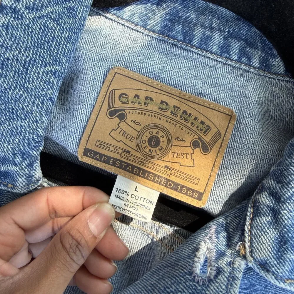 Vintage 90s Gap Kids Denim Trucker Jacket - Size Large (10-11) Medium Wash